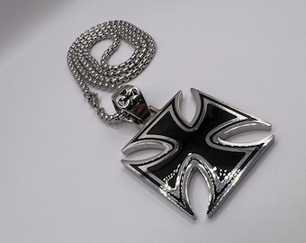 Eisernes Kreuz Silber Anhänger Biker Gothic Keltisch Schwartz Tempelritter Malteser Anhänger