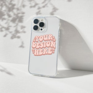 Klare Phone Case Mockup im PSD Photoshop Dateiformat mit Smart Objekt, klares iPhone 13 Pro Max Case Mockup Foto weißer Hintergrund