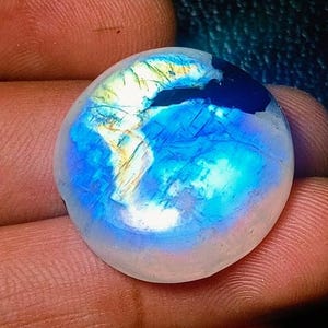 Blue Flashy Rainbow Moonstone Cabochon, Round Shape Smooth Polished Loose Gemstone, Jewelry Making RAinbow Moonstone, Size:- 23x23x7 MM !!