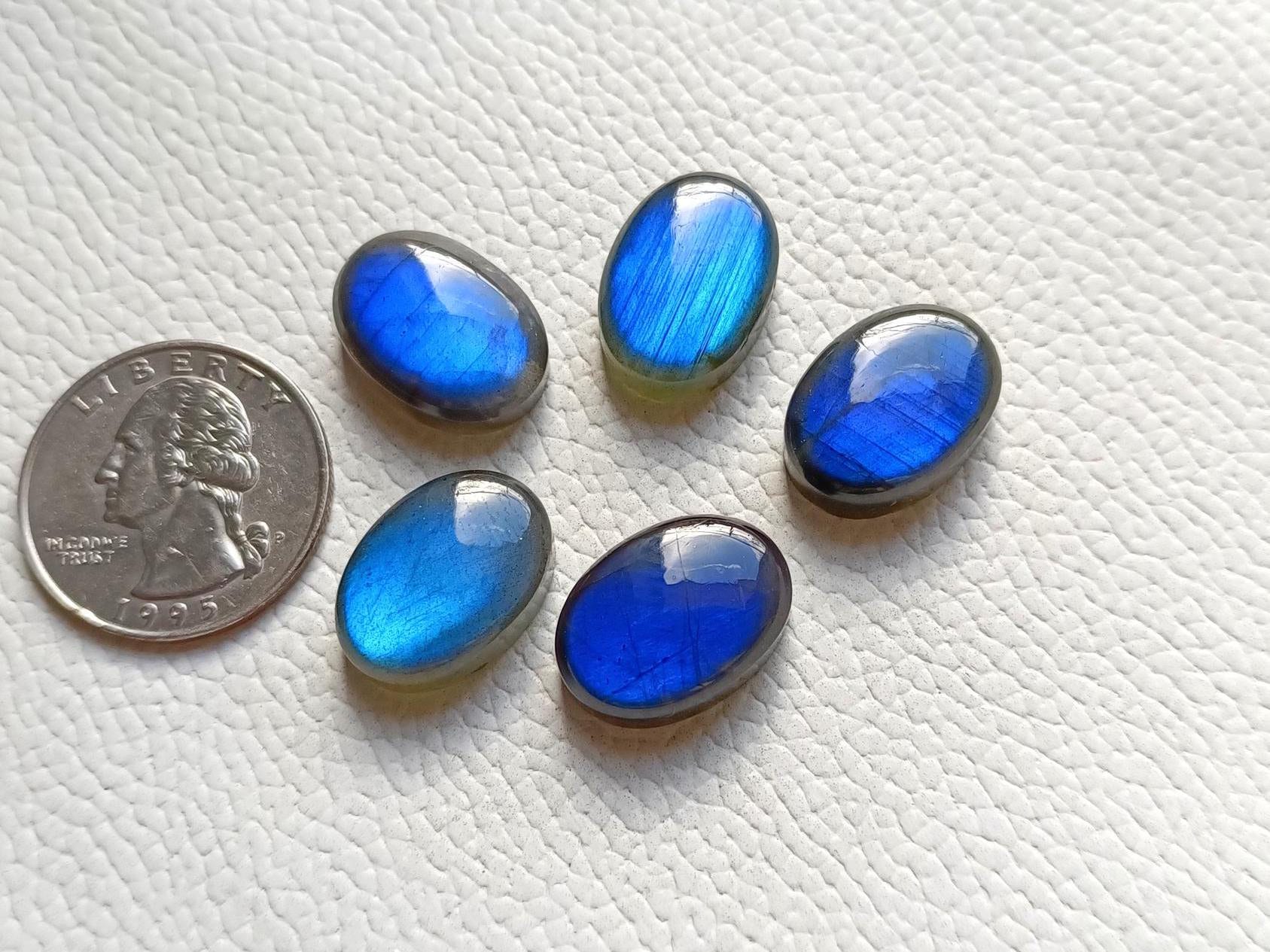 Gros Lot De Labradorite Naturelle - Cabochons Ovales 13x18 Mm - 250 Carats - Qualité AAAAA+ - Neuf Sans Emballage