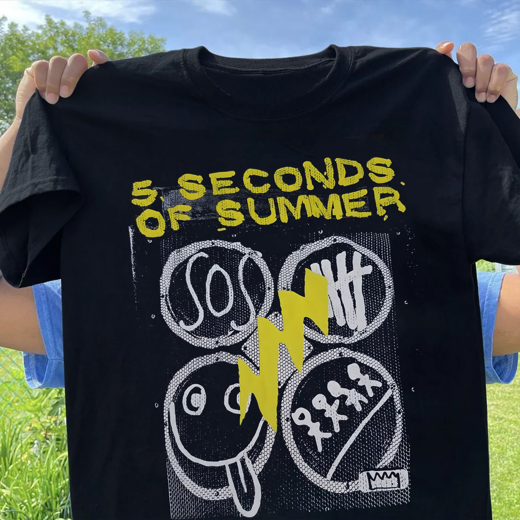 5 Seconds Of Summer 直筆サインTシャツ