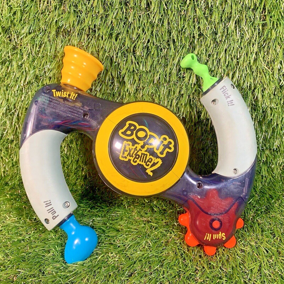 Bop It Extreme 2 Hasbro Handheld Electronic Retro Party Game Etsy UK