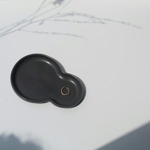 Circle Black TRINKET Dish, Concrete Cement | Tabletop Accessories | Key & Ring Tray | Decorative Tray | Minimal | Modern Home Decor Display