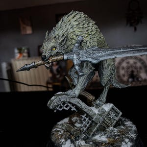 Handcrafted Sif Statue - Exquisite Dark Souls Collectible