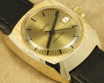 Ruhla Ladies Gold Tone Mechanical Hand-Winding 1970s Watch Made in E.Germany New Old Stock