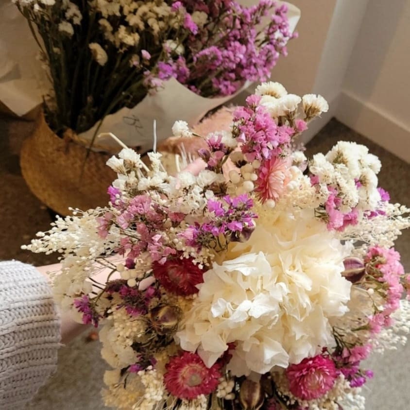 Bouquet de Mariée Violine en Fleurs Séchées