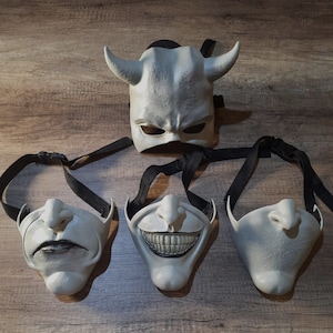 Grabber mask - black phone mask