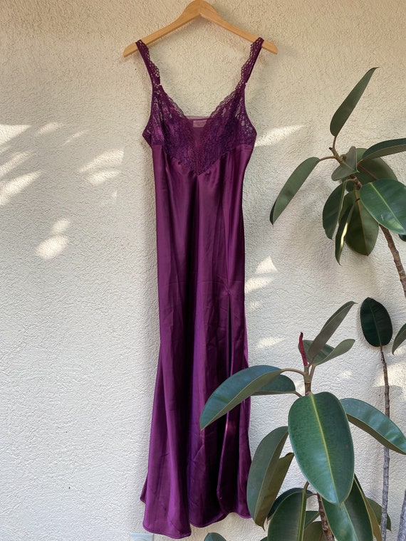 VS Gold Label Silky Nightgown, Vintage nightgown, Sil… Gem
