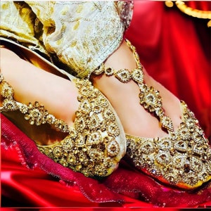 Khussa, Punjabi Jutti, Kundan, Rhinestone anklet Pakistani Khussa, Indian shoes, Bridal, wedding shoes, ethnic flat women's shoes. image 6