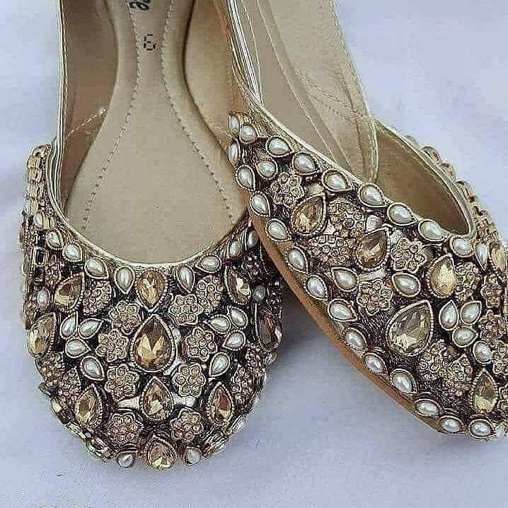 Kundan khussa online clearance