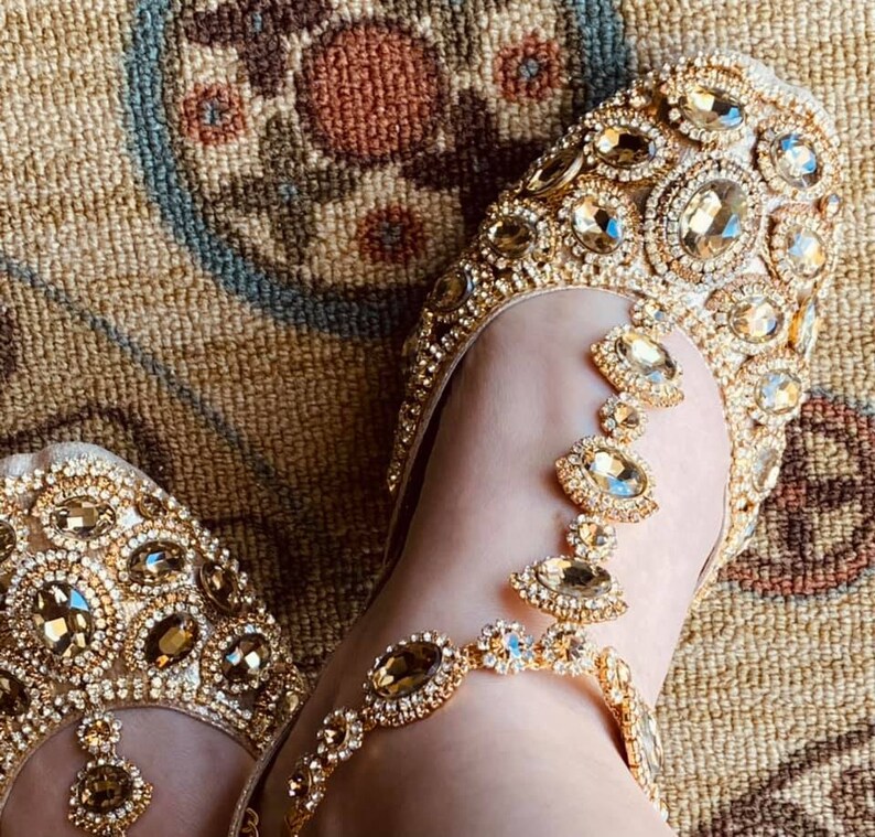 Khussa, Punjabi Jutti, Kundan, Rhinestone anklet Pakistani Khussa, Indian shoes, Bridal, wedding shoes, boho flat women's shoes. image 2