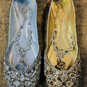 Khussa, Gold & Silver, Punjabi Jutti, Kundan, Rhinestone anklet Pakistani Khussa, Indian shoes, Bridal, wedding shoes, flat  women's shoes.