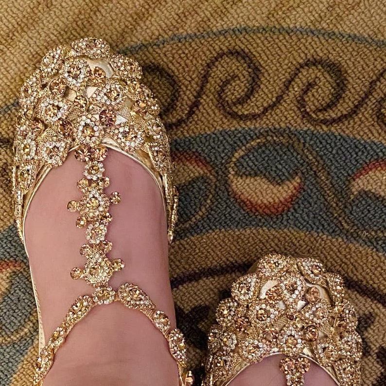 Khussa, Punjabi Jutti, Kundan, Rhinestone anklet Pakistani Khussa, Indian shoes, Bridal, wedding shoes, ethnic flat women's shoes. image 1