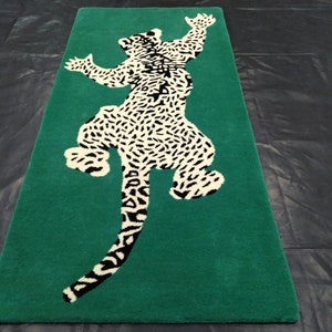 Luxury Leopard rug,Hand tufted rug.Leopard print rug. Green rug,kids rugs, climbing leopard, soft rugs, Area rug.  4x6,5x8,6x9,8x10.