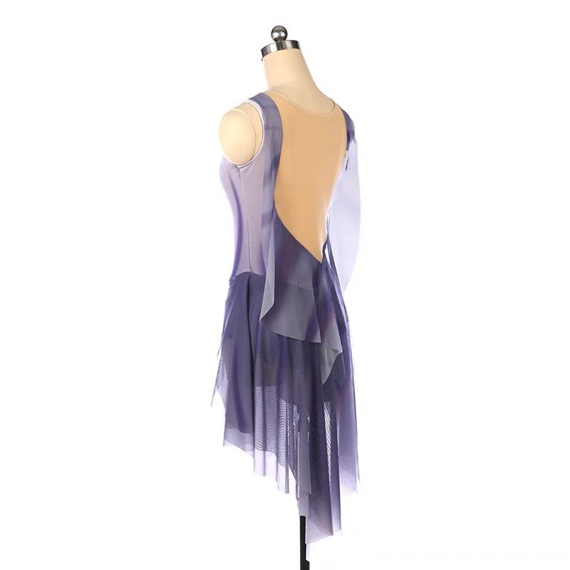 figure skater dress changes color This costume change in the middle of a Figure Skating program!