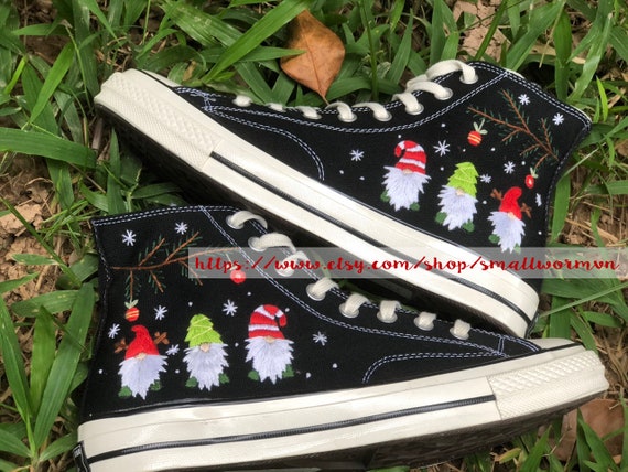 Embroidered Christmas Converse Converse Chuck Taylor Christmas