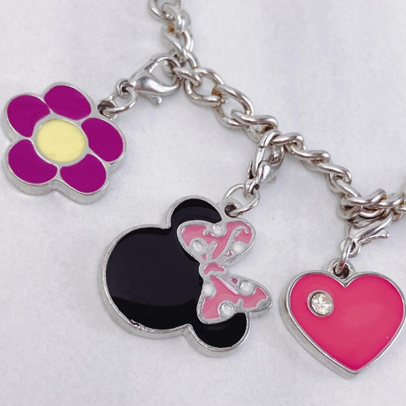 Minnie Mouse Disney Themed Charm Bracelet Silver Tone Pink Enamel VTG Y2K image 4
