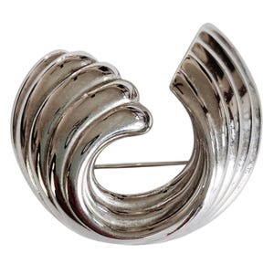 Vintage Signed Napier Brooch Silver Tone Mid Century Modernist Swirl Design Pin