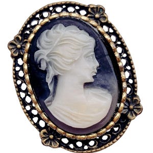 VTG 60s 70s Cameo Brooch Lady Silhouette Gold Tone Pin