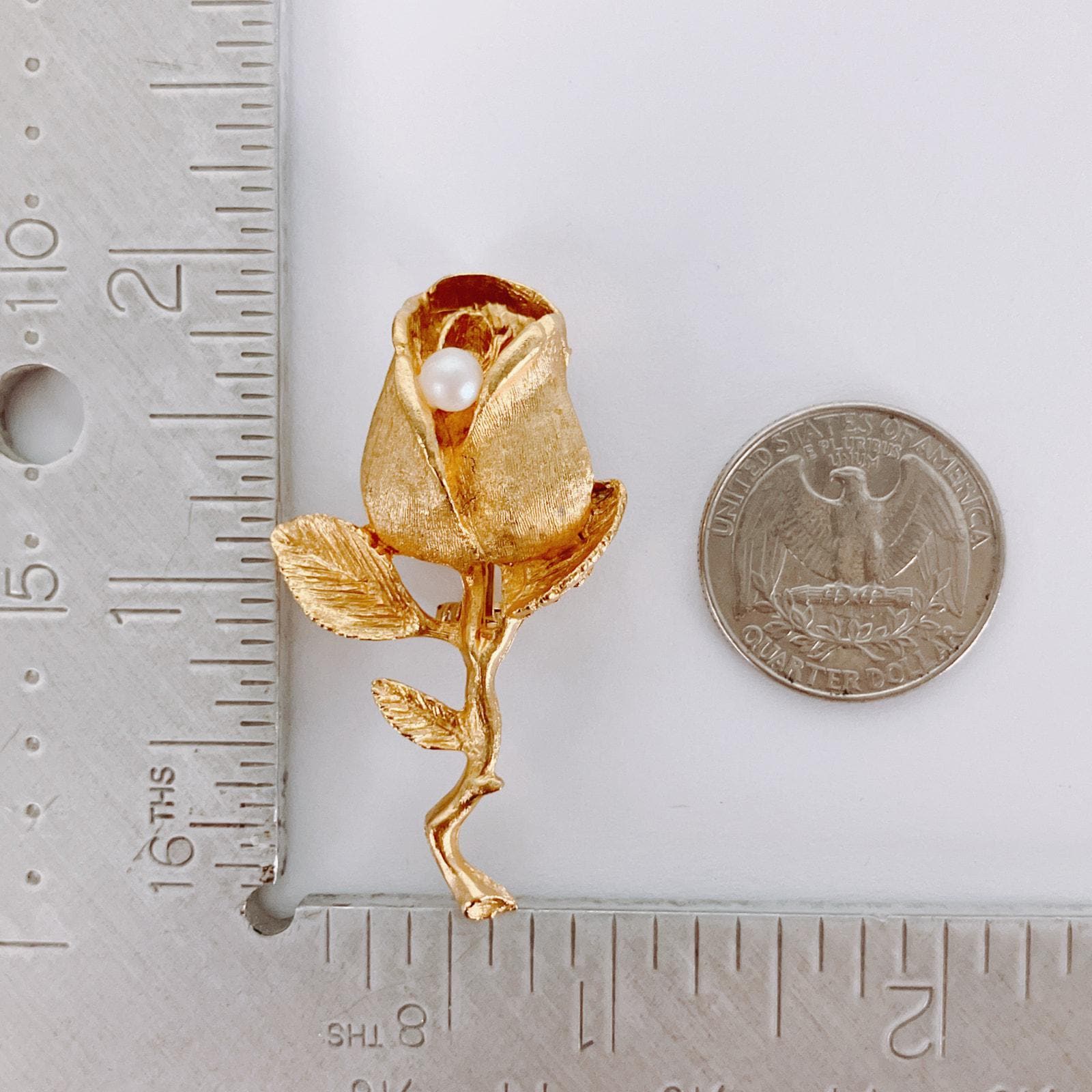 Broche Vintage Signée DFA Dubarry – Rose Texturé Doré – Années 50-60