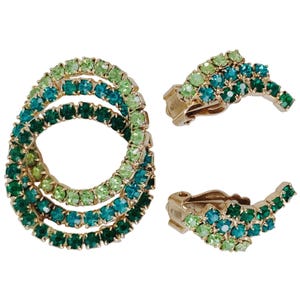 Uranium Mid Century Rhinestone Brooch Earrings Set, Vintage Gold Tone UV Reactive 50s 60s