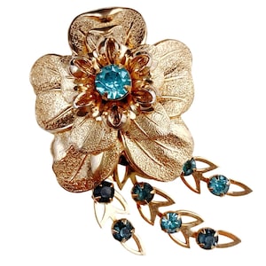 VTG 1940s Brooch Gold Tone Blue Rhinestone Layered Floral Spray Mid Century