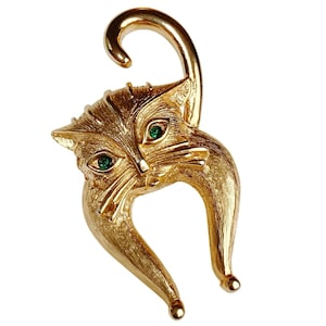 Unusual VTG Mid Century Cat Brooch Gold Tone Green Eyes Figural Whimsical Pin