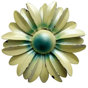 VTG 1960 Mod crèmegeel emaille madeliefje Flower Power broche geëmailleerde metalen pin