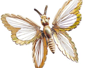Broche Monet Papillon - Métal Doré, Ailes Superposées 3D Ajouré, Occasion, Bijou Vintage