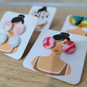 Pendientes de arcilla polimérica hechos a mano para mujer: joyas únicas, ligeras y llamativas, pendientes colgantes bohemios de moda, un regalo para ella.