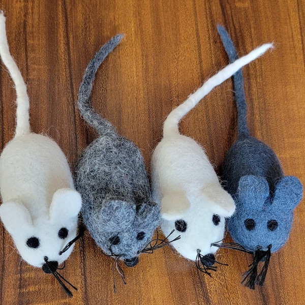 Organic Wool Cat Mouse Toys/Mice toys – Handmade Wool Mouse Cat Toy, Cat Toys for Indoor Cats, Cat Mice Toys- for your cat/rat gift