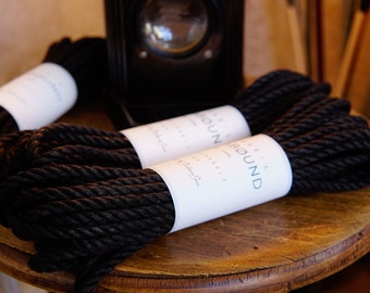 Corde de chanvre Premium Shibari 6 mm »BLACK VELVET« pour kinbaku / bondage 8 m 10 m