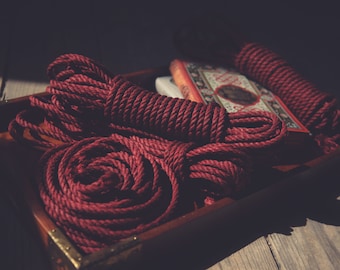 Cuerda de cáñamo Shibari premium 6 mm »DARK RUBY« para Kinbaku / Bondage 8 m 10 m