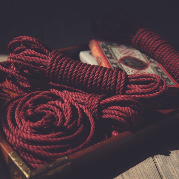 Premium Shibari hemp rope 6 mm »DARK RUBY« for Kinbaku / Bondage 8 m 10 m