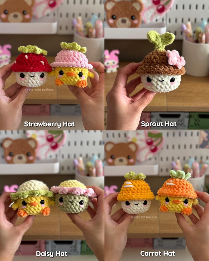 Pu&ograve; includere: Una collezione di cappelli all'uncinetto fatti a mano in vari design, tra cui fragola, germoglio, margherita e carota. Ogni cappello presenta una combinazione di colori unica ed &egrave; abbinato a un personaggio corrispondente. Il testo "Strawberry Hat", "Sprout Hat", "Daisy Hat" e "Carrot Hat" &egrave; visualizzato.