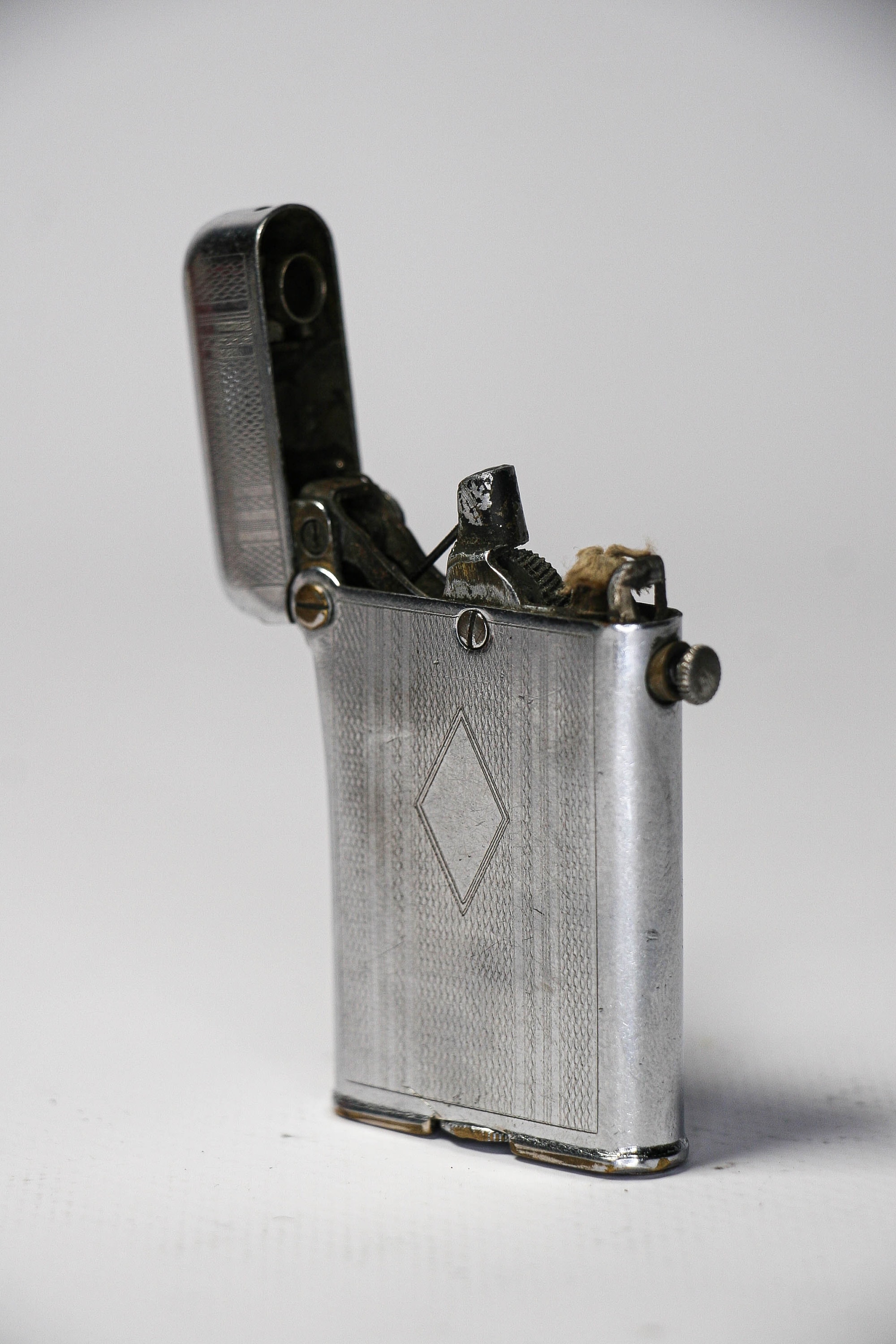 Vintage Thorens Double Claw Lighter Diamond Pattern 1930s - Etsy