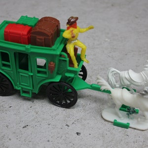 West Germany Postkoets | Koets | Paarden | Cowboys | Jean Hoffler | West Germany | Vintage speelgoed | Vintage toys | Sixties | Midcentury