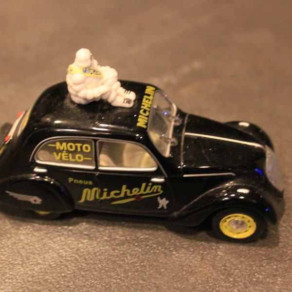 Maqueta Michelin Moto Velo | 1/43 | Peugeot 202 | Altaya | | Michelin Pneus | Réplica de coche | Modelo de coche antiguo | Juguetes de interior |