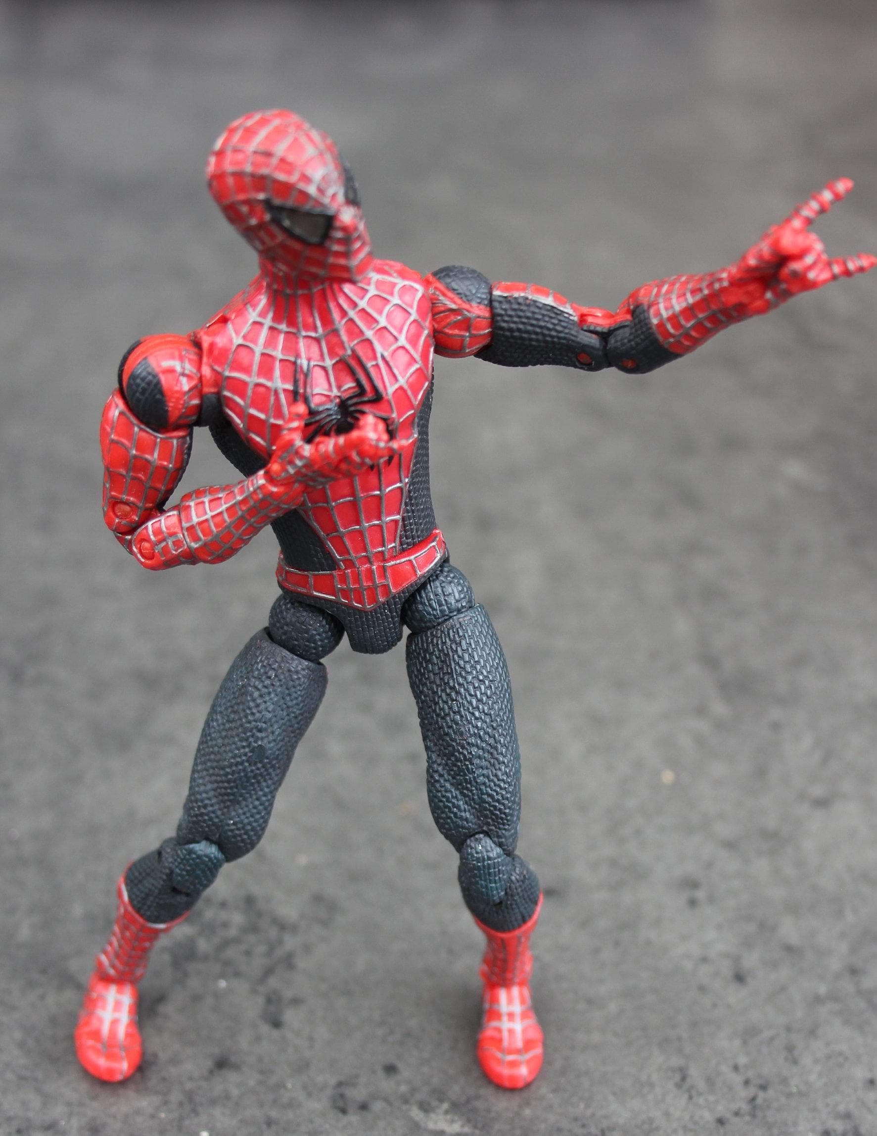 Super poseable spiderman action figure discount