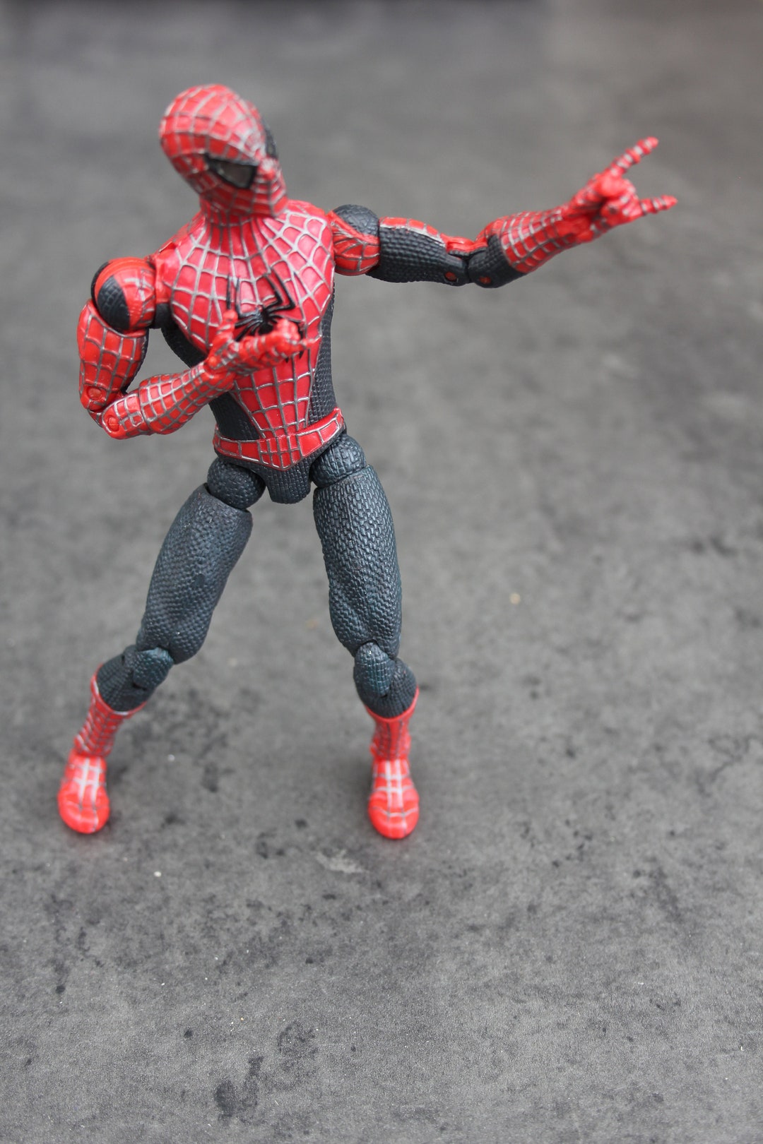 Spider man 2 super deals poseable action figure