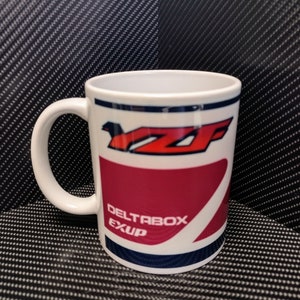 M53 ヤマハ YZF750 R/SP ピンキースタイル セラミックティーコーヒーマグ ギフト 11オンス