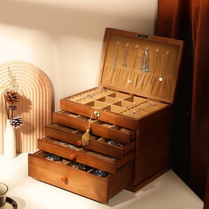 Benutzerdefinierte Holz Schmuckschatulle, große Schmuck Organizer Lagerung, gravierte Holz Schmuckschatulle für Frauen / Frau, kundenspezifische Schmuckschatulle, Geschenk für Mutter