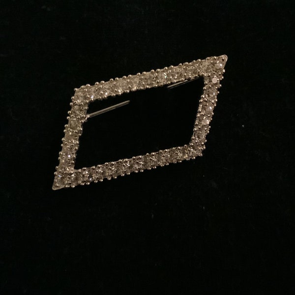 Vintage Signed LEDO Silver Tone & Rhinestone Brooche