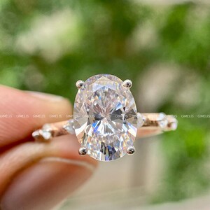 Oval Cut Moissanite Cluster Engagement Ring, Oval Cluster Ring, Art Deco Cluster Wedding Ring 925 Silver Promise Ring, Bridal Ring for Her