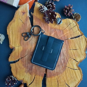 Cartera con llavero de cuero negro, bonita cartera hecha a mano, tarjetero, cartera fina con llavero, cartera gótica de piel de vaca, llavero
