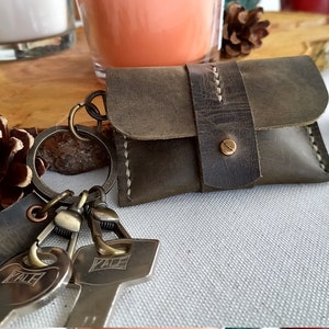Handmade Leather Coin Purse, Luxury Keychain with Wallet that Makes a Difference with its Ease of Use, Leather Slim Keychain Wallet