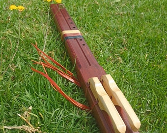 Mi (E) Sapele wood drone native american flute