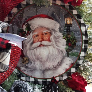 Farmhouse Christmas wreath, Country Christmas wreath,  Vintage Santa Claus decor ,   Front door decor,  Buffalo check decor, Rustic Christma