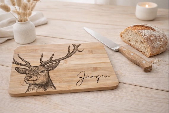 personalisiertes Holz Frühstücksbrett mit hochwertiger Laser-Gravur, das perfekte Geschenke für Jäger und Jägerinnen
