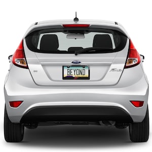 iPick Image para Ford Focus ST 3D en gris oscuro sobre marco de matrícula de plástico ABS con fibra de carbono real, con licencia oficial. imagen 4